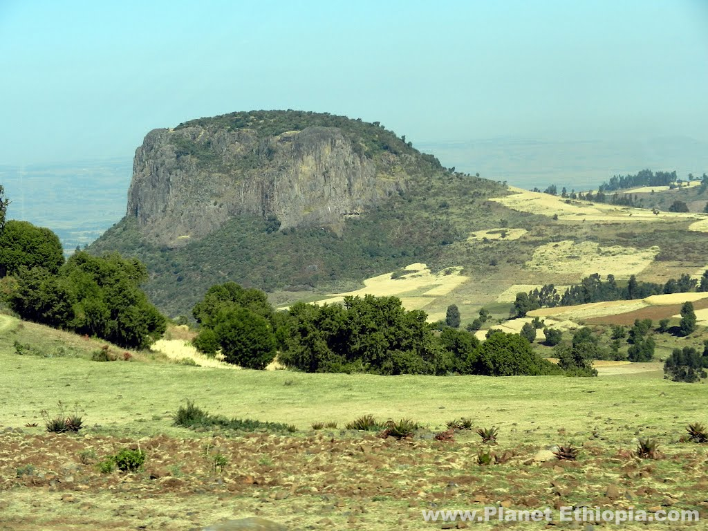 Near Gohatsion, Ethopia - PLANET ETHIOPIA.com